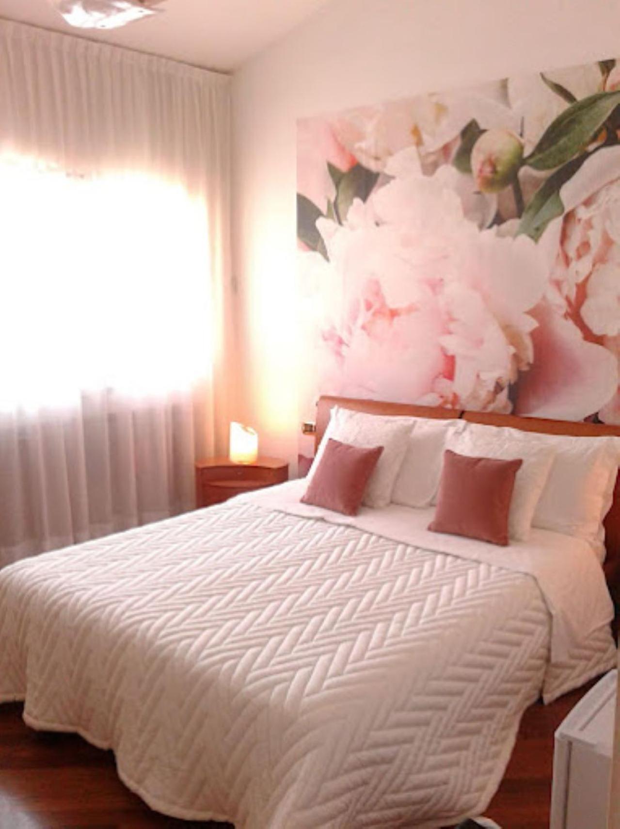 Tosca House 2 Bed & Breakfast Varenna Exterior foto